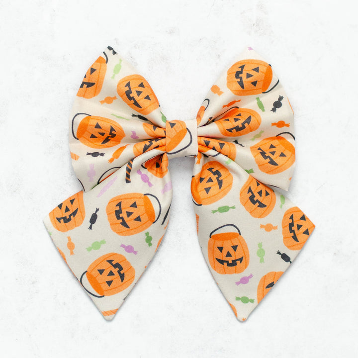 Trick-or-Treat Sailor Bow