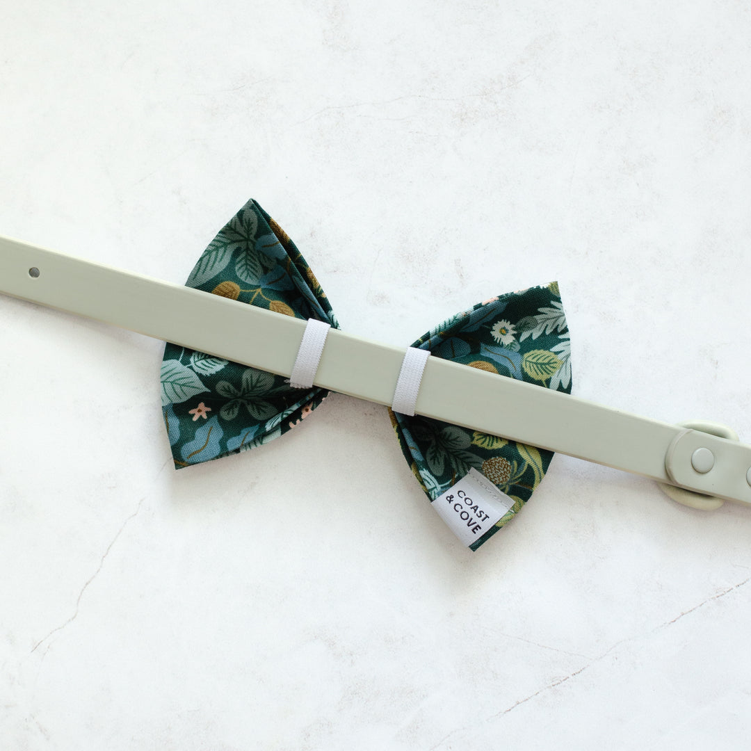 Vintage Garden in Emerald Bow Tie