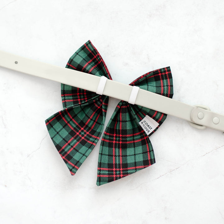 Yuletide Plaid Sailor Bow