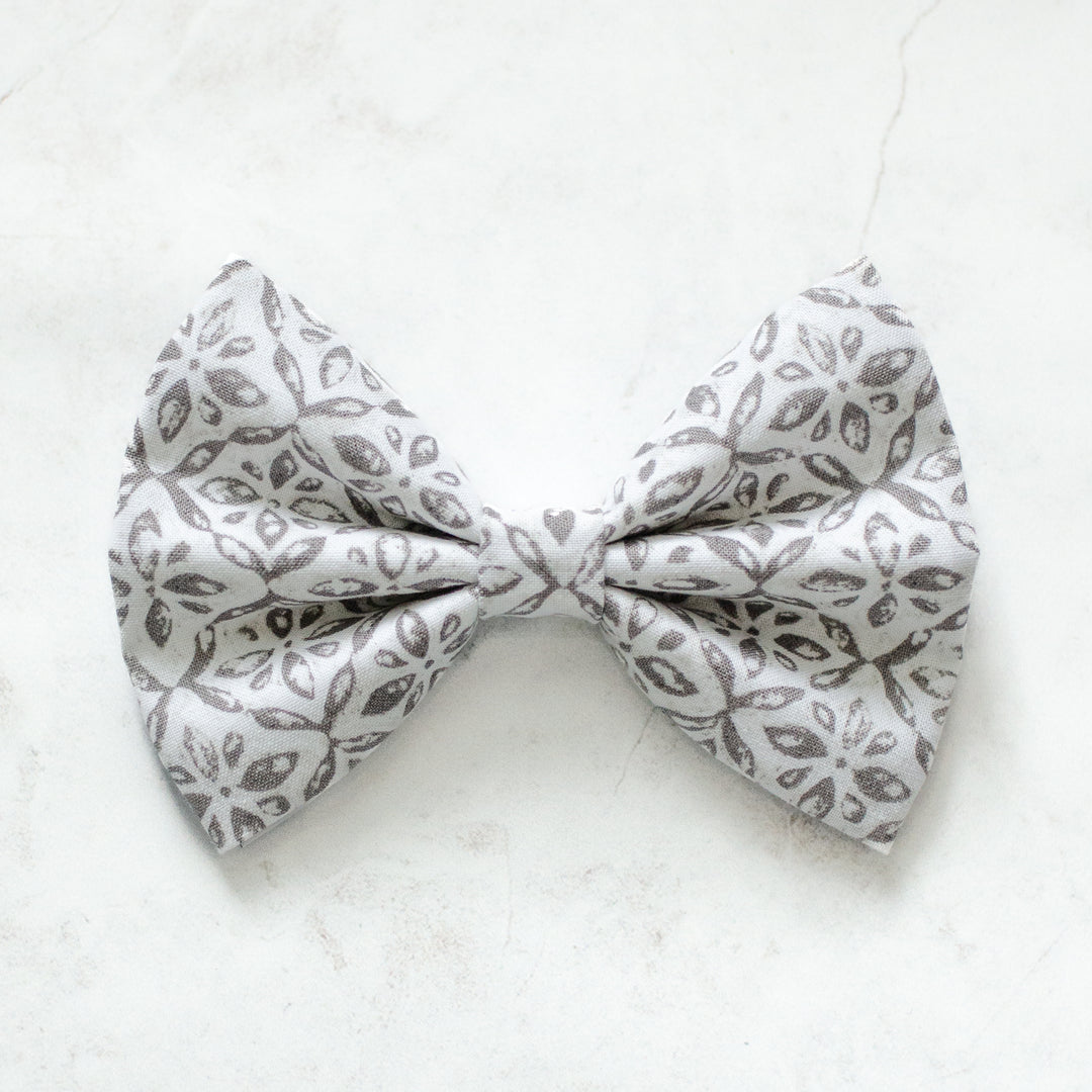 La Paloma Bow Tie