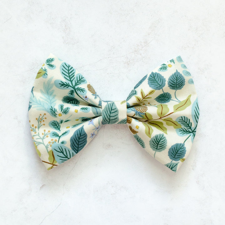 Vintage Garden in Cream Bow Tie