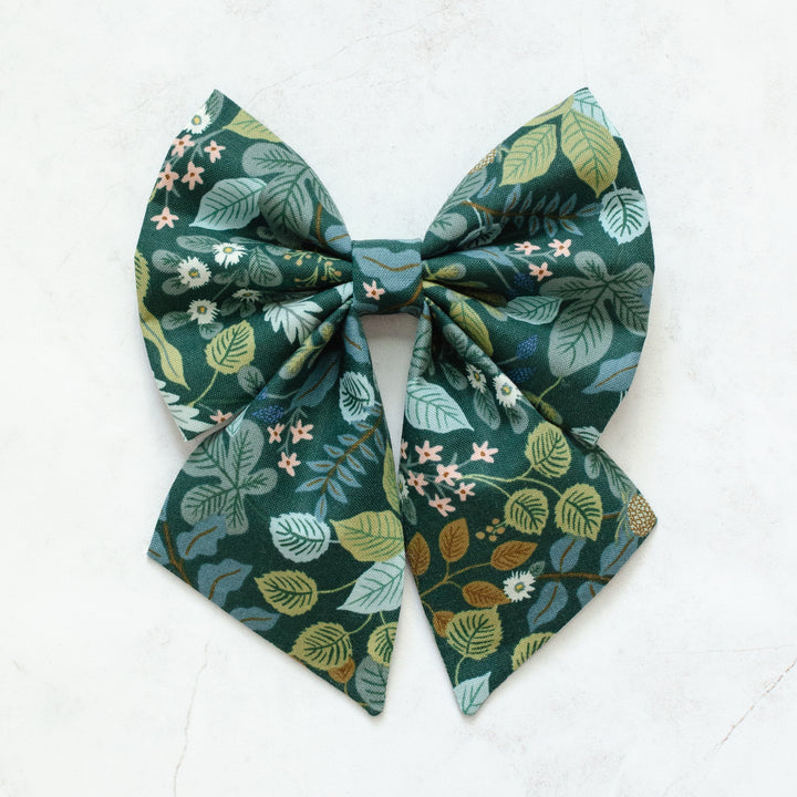 Vintage Garden in Emerald Sailor Bow